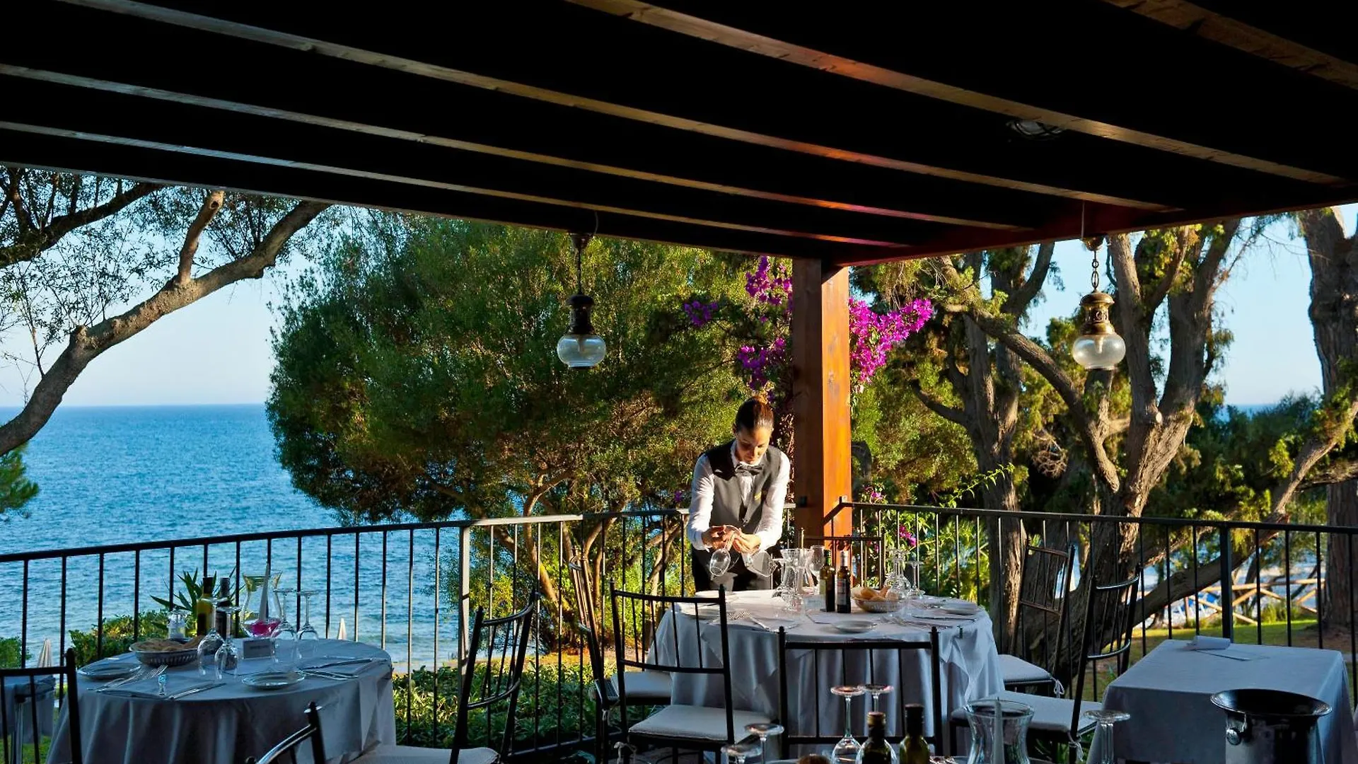 Luna Sardinia Santa Margherita di Pula Hotel